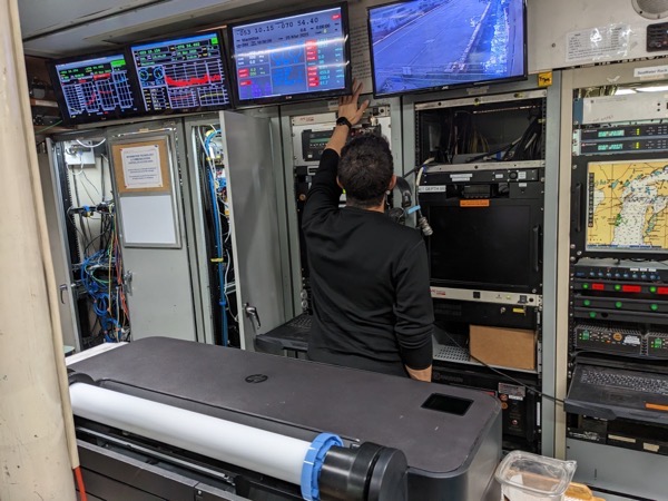 PXL 20230325 183631417