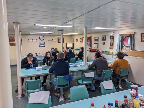 PXL 20230329 212349832